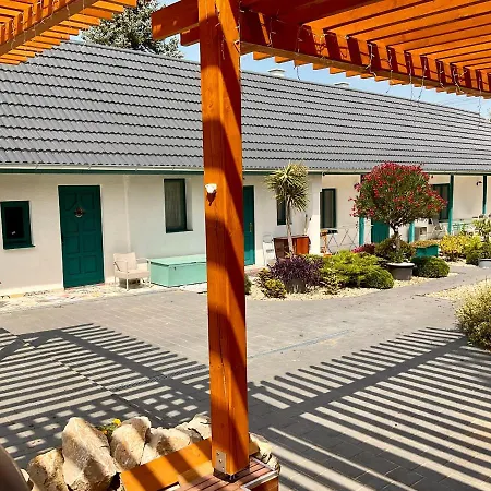 Voelgyhid Vintage Apartment Pusztaszemes